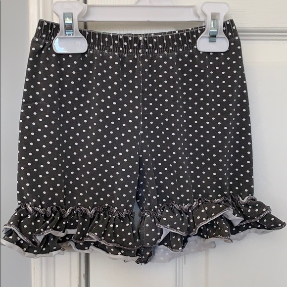 Adorable Essentials Ruffle Shorties - Picture 1 of 2